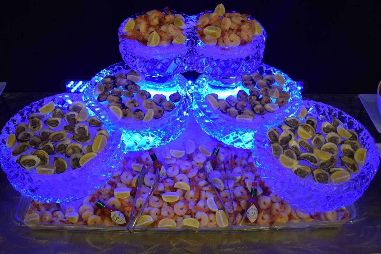 Circle Seafood Display